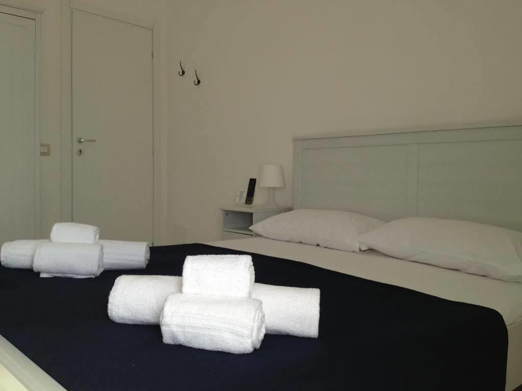 Hotel Due Passi Dal Mare Lido di Noto Esterno foto